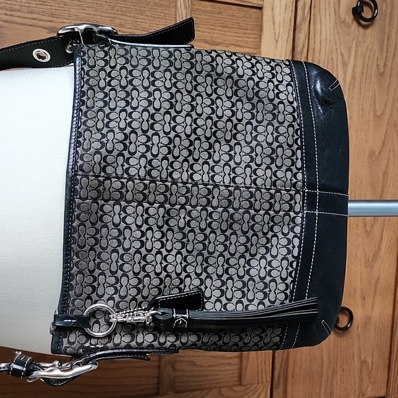 Coach Crossbody Purse - Picture 3 of 8